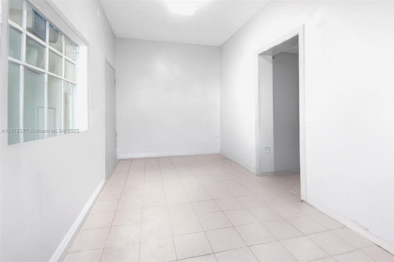 12600 SW 130th St, Unit 9-10, Miami, FL 33186 Photo