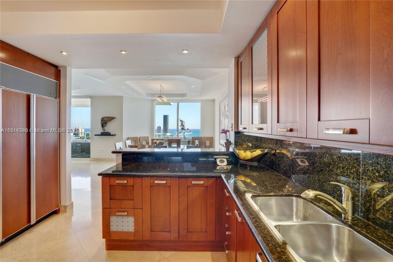 3201 NE 183rd St, Unit 3106, Aventura, FL 33160 Photo