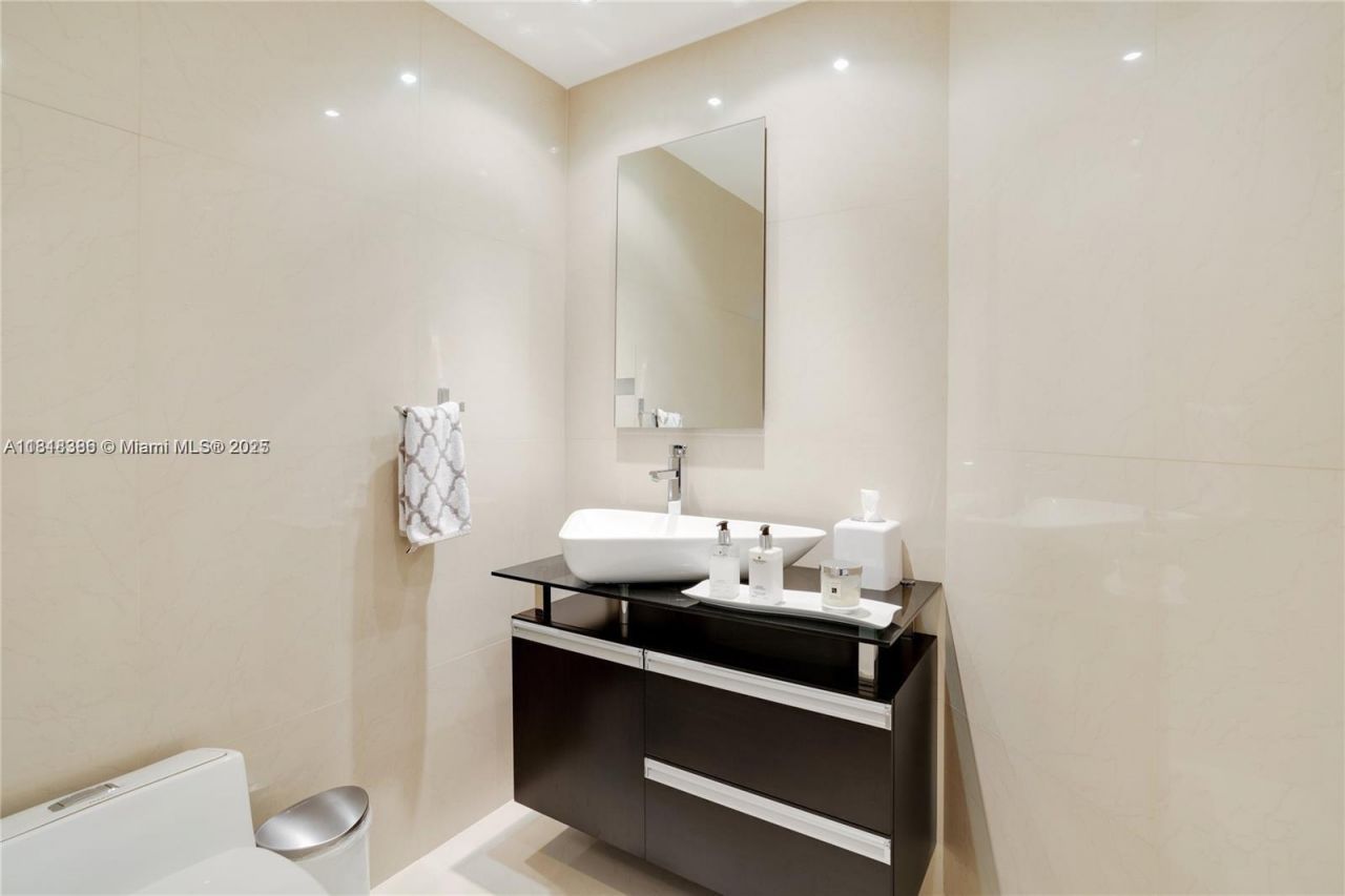 3201 NE 183rd St, Unit 3106, Aventura, FL 33160 Photo