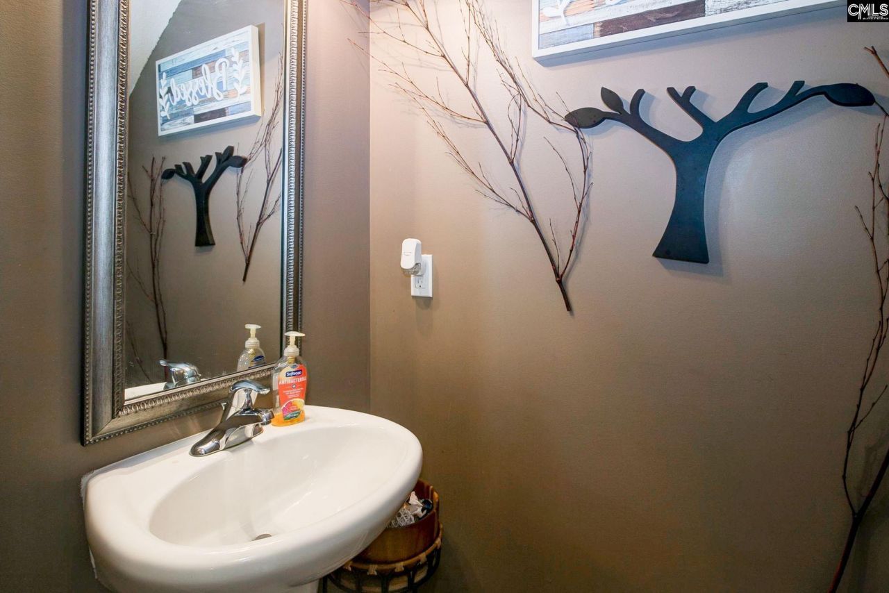 1371 Green Turf Lane Photo 32