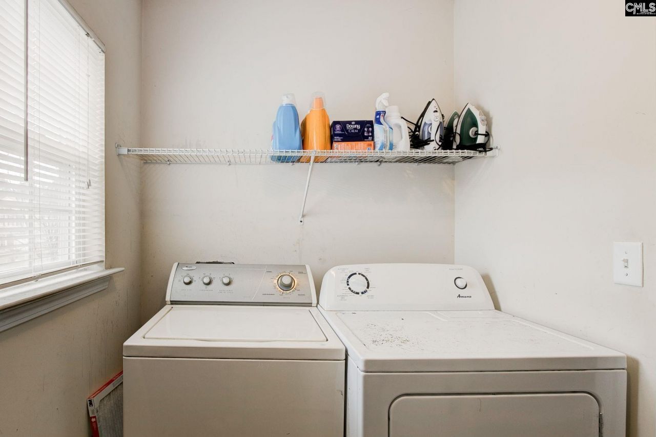 1371 Green Turf Lane Photo 6