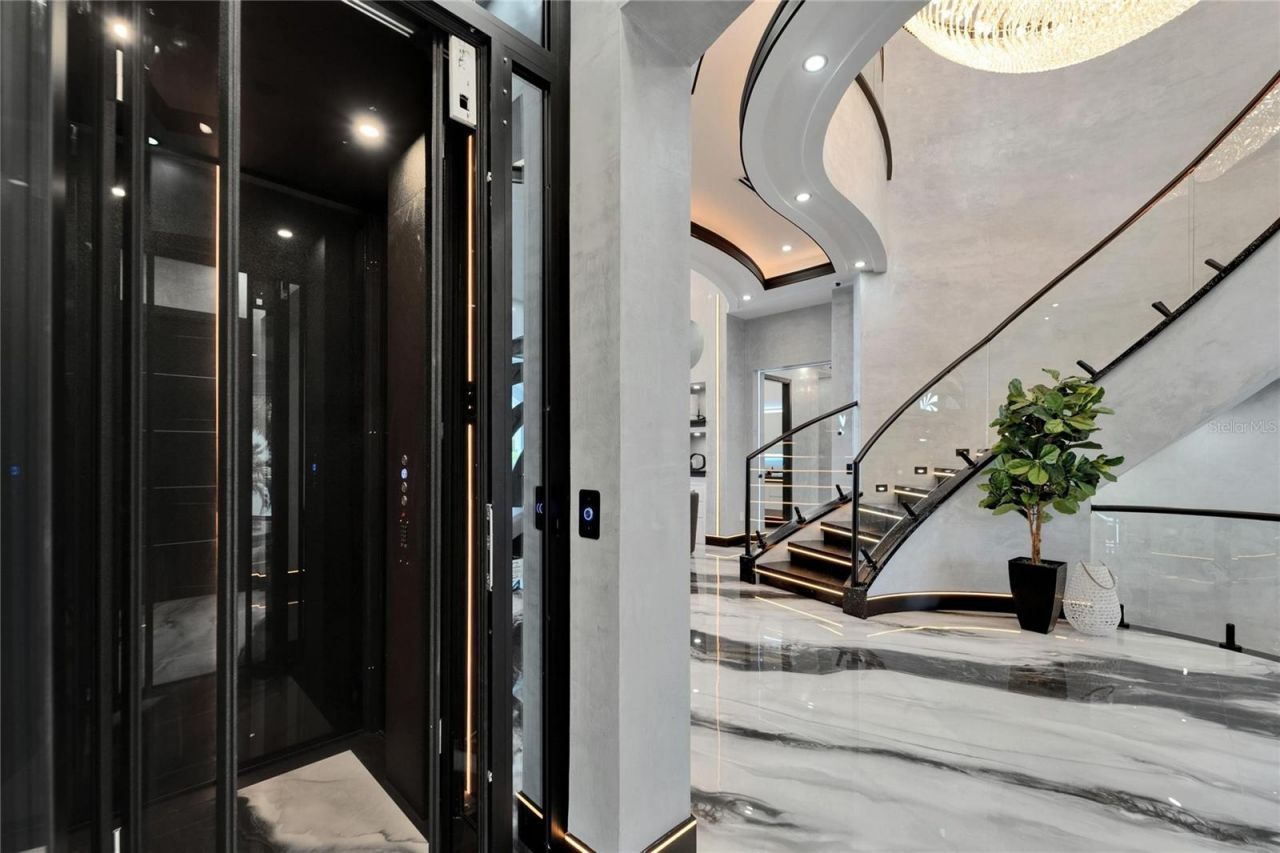 6526 Surfside Boulevard, Apollo Beach, FL 33572 Photo