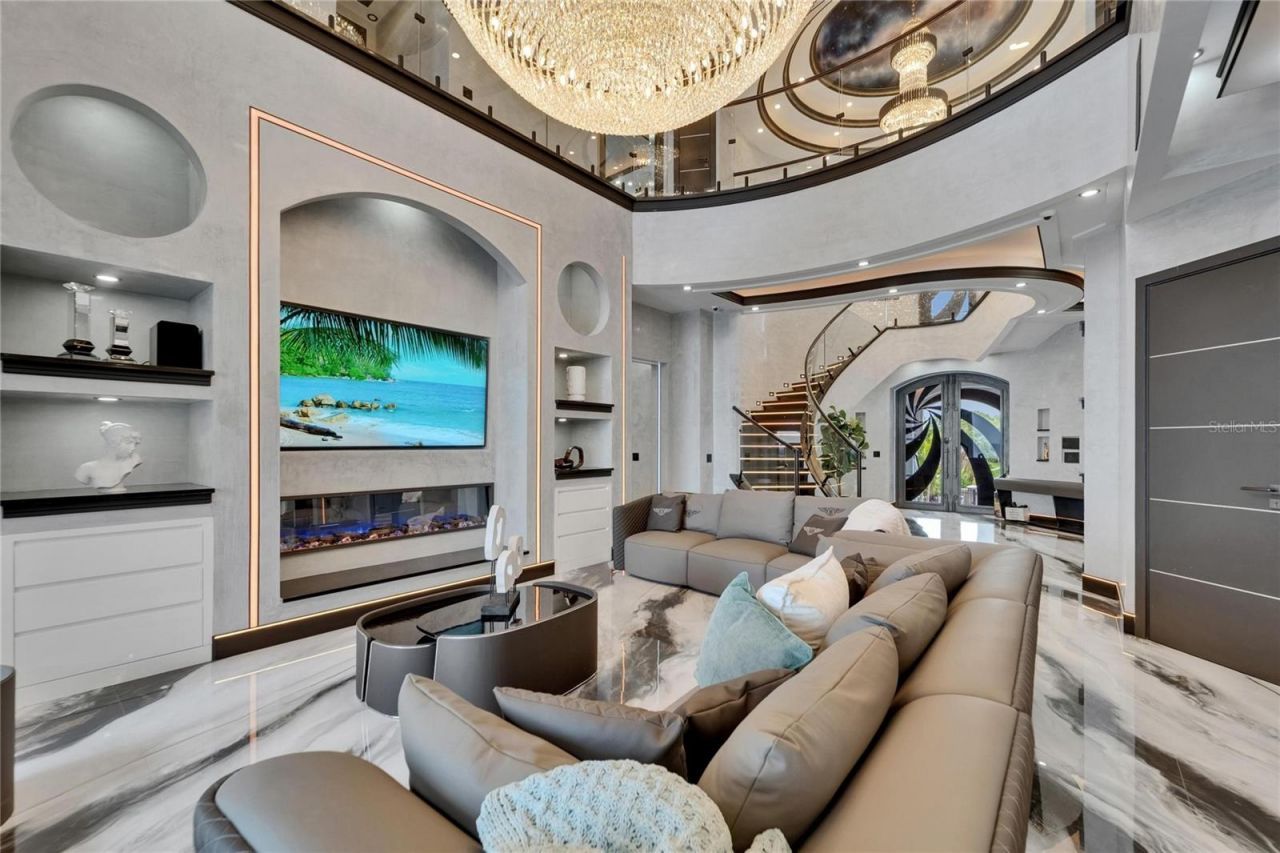 6526 Surfside Boulevard, Apollo Beach, FL 33572 Photo