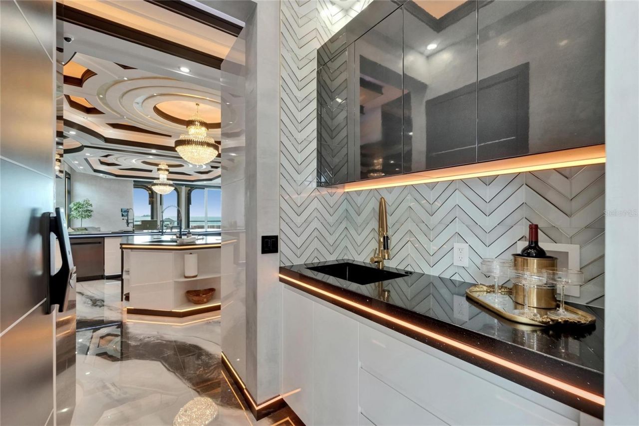 6526 Surfside Boulevard, Apollo Beach, FL 33572 Photo