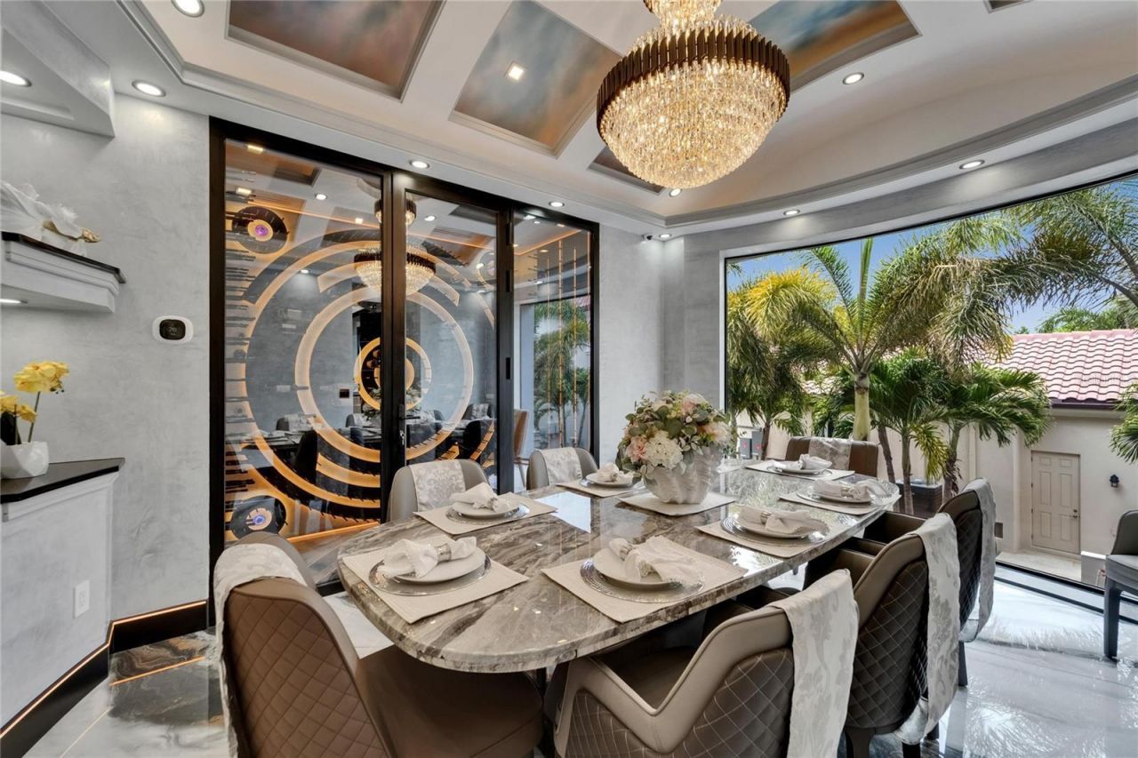 6526 Surfside Boulevard, Apollo Beach, FL 33572 Photo