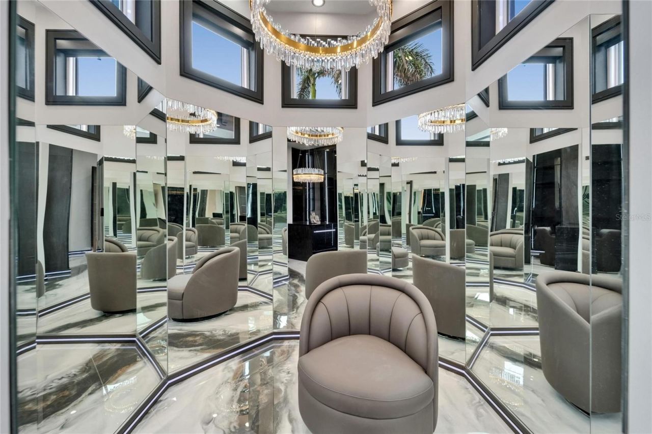 6526 Surfside Boulevard, Apollo Beach, FL 33572 Photo