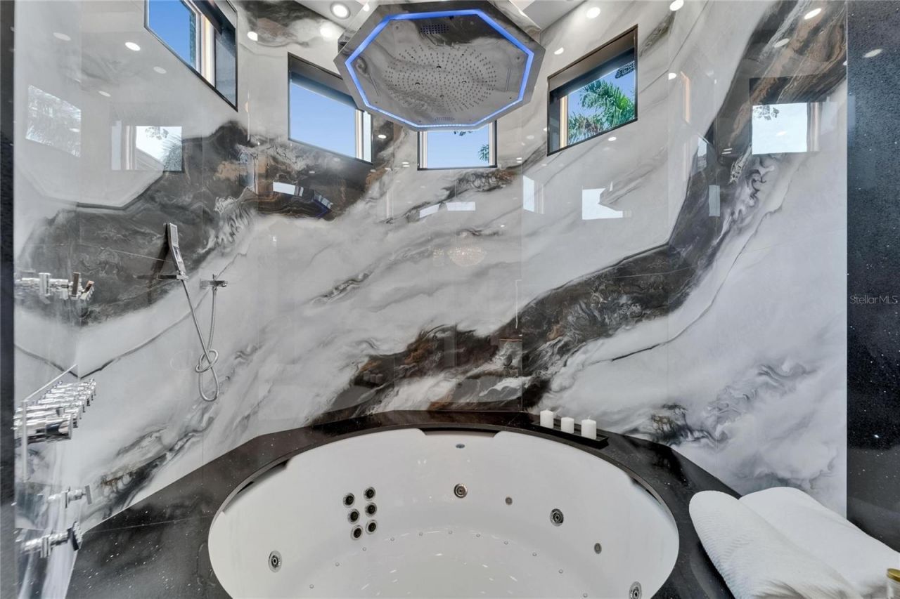 6526 Surfside Boulevard, Apollo Beach, FL 33572 Photo
