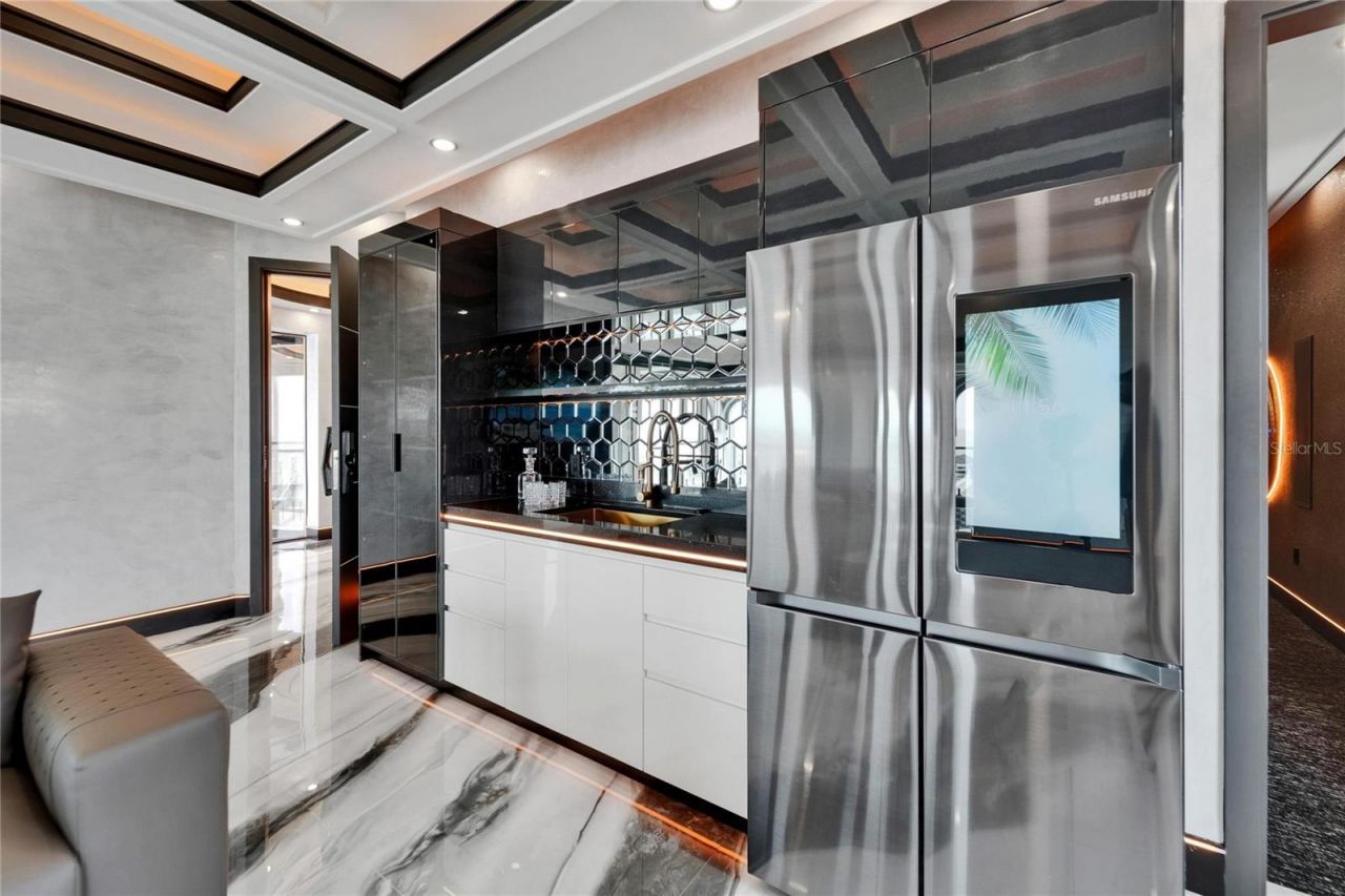 6526 Surfside Boulevard, Apollo Beach, FL 33572 Photo