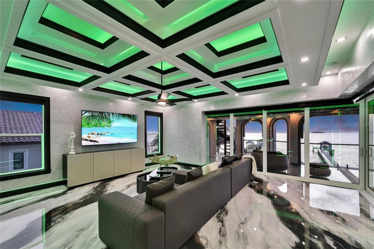 6526 Surfside Boulevard, Apollo Beach, FL 33572 Photo