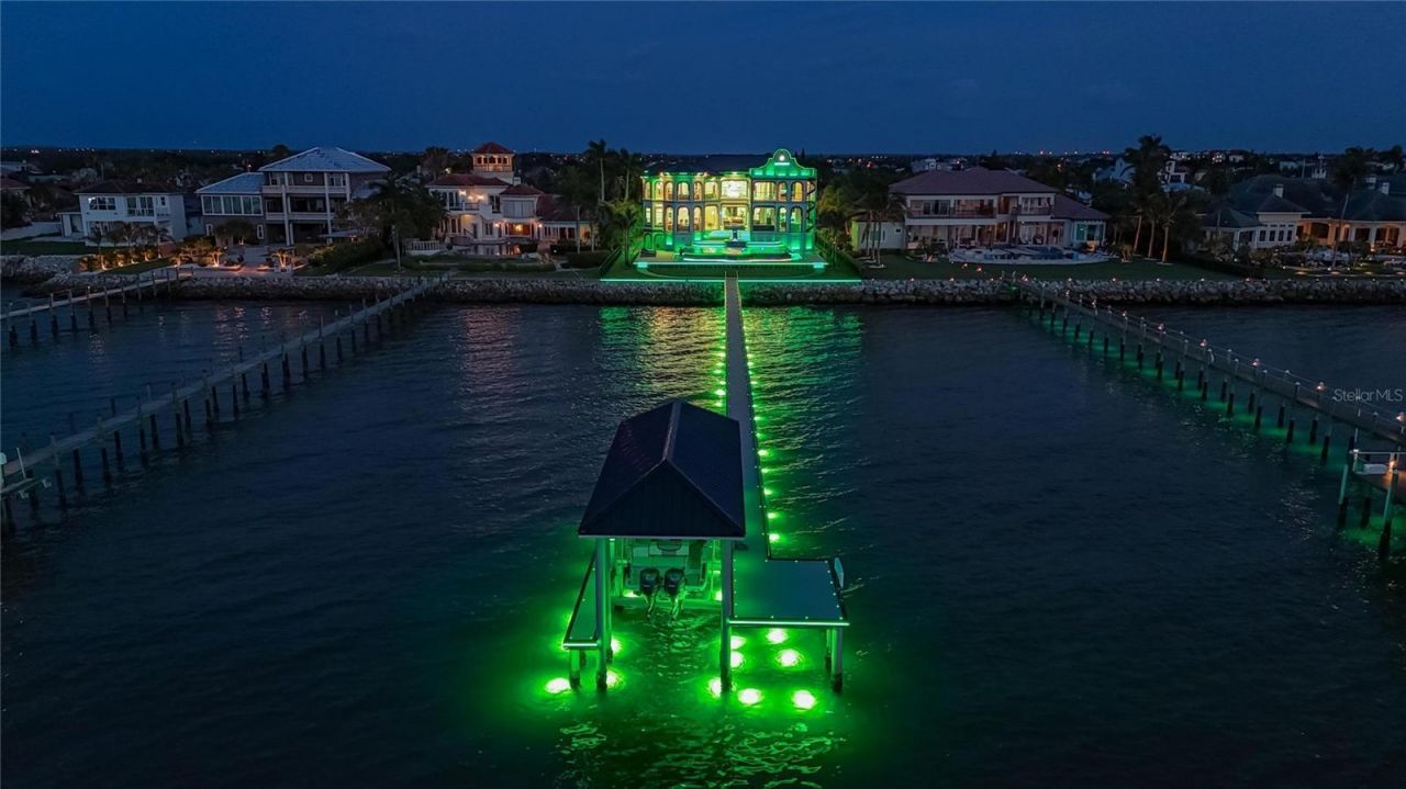 6526 Surfside Boulevard, Apollo Beach, FL 33572 Photo