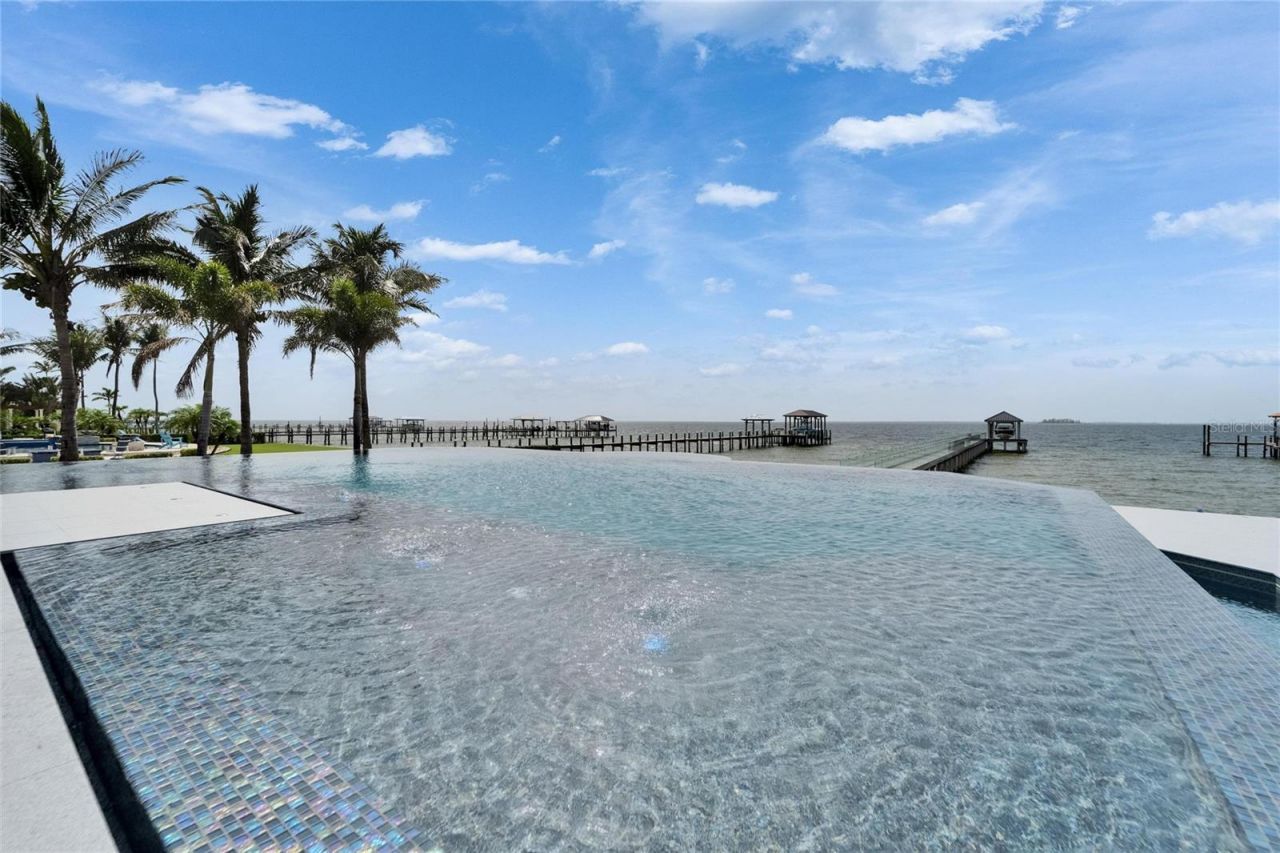 6526 Surfside Boulevard, Apollo Beach, FL 33572 Photo