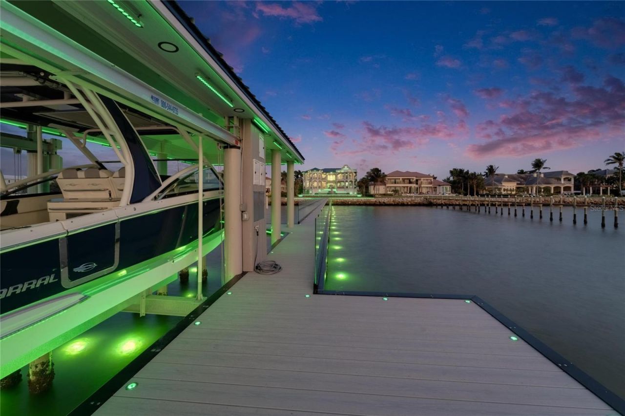 6526 Surfside Boulevard, Apollo Beach, FL 33572 Photo