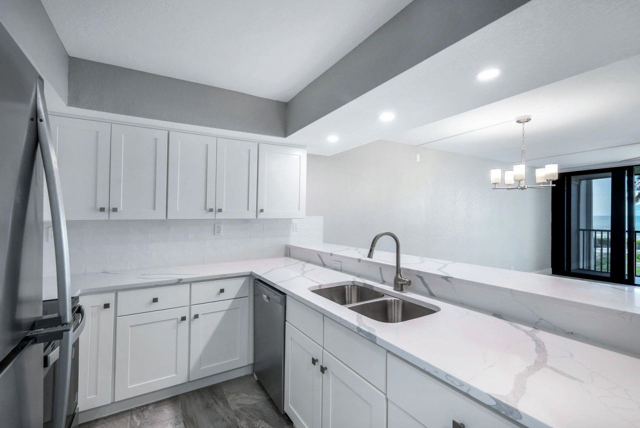 1501 Middle Gulf Dr, Unit 304J, Sanibel, FL 33957 Photo