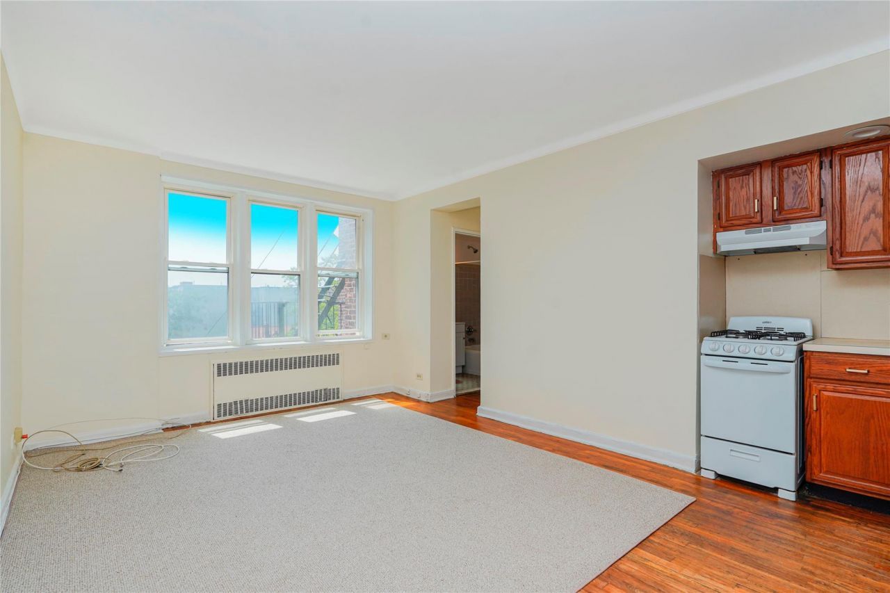9430 Ridge Boulevard, Unit 6F, Brooklyn, NY 11209 Main Photo