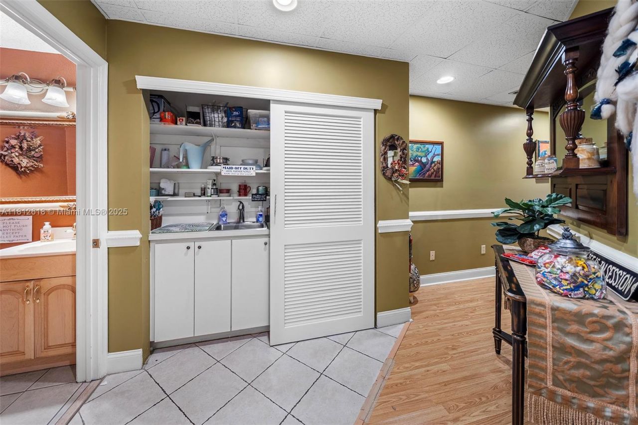 8525 SW 92nd St, Unit 3A, Miami, FL 33156 Photo