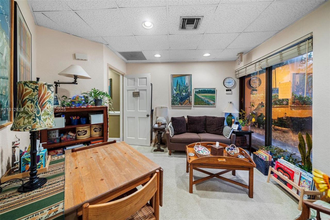 8525 SW 92nd St, Unit 3A, Miami, FL 33156 Photo