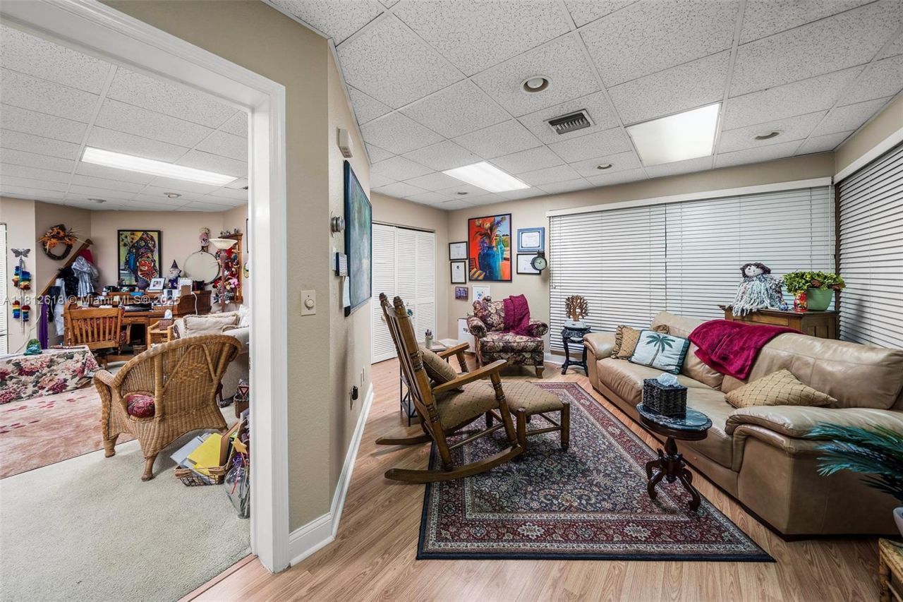 8525 SW 92nd St, Unit 3A, Miami, FL 33156 Photo