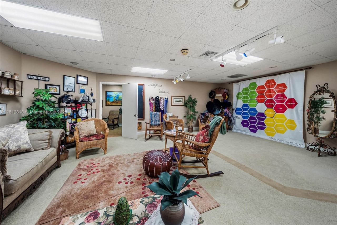 8525 SW 92nd St, Unit 3A, Miami, FL 33156 Photo