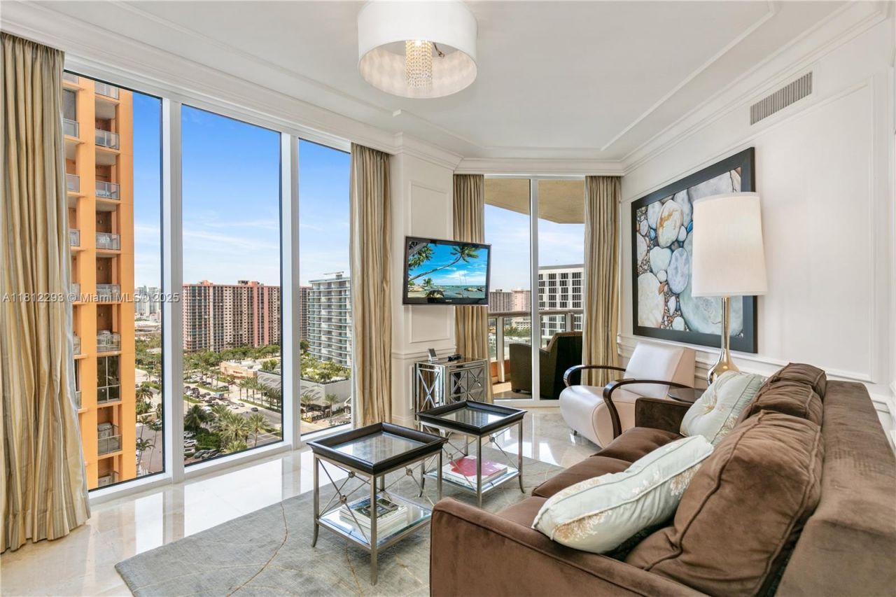 17875 Collins Ave, Unit 1706, Sunny Isles Beach, FL 33160 Photo