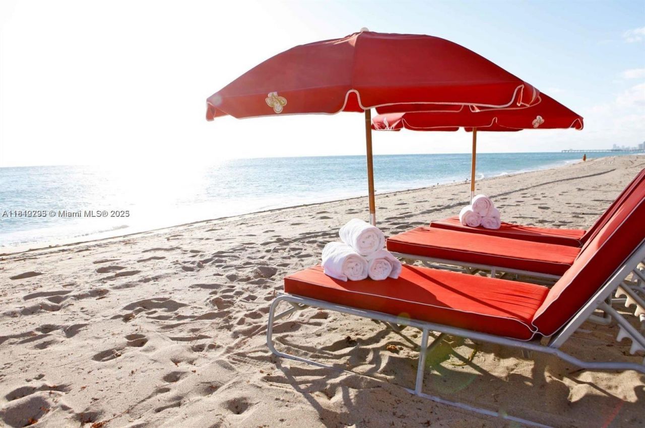 17875 Collins Ave, Unit 1706, Sunny Isles Beach, FL 33160 Photo