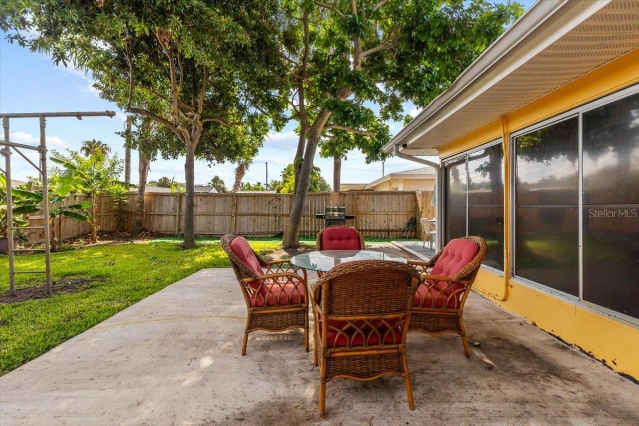 1453 62nd Terrace S, Saint Petersburg, FL 33705 Photo