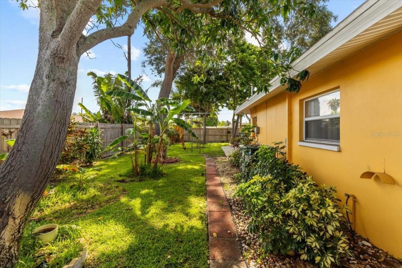 1453 62nd Terrace S, Saint Petersburg, FL 33705 Photo