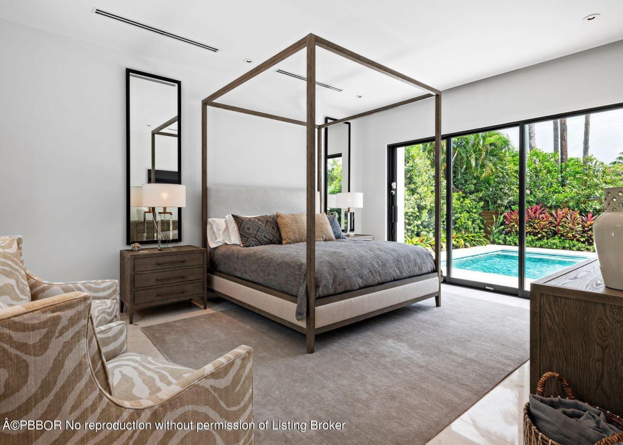 135 Churchill Road, West Palm Beach, FL 33405 Photo