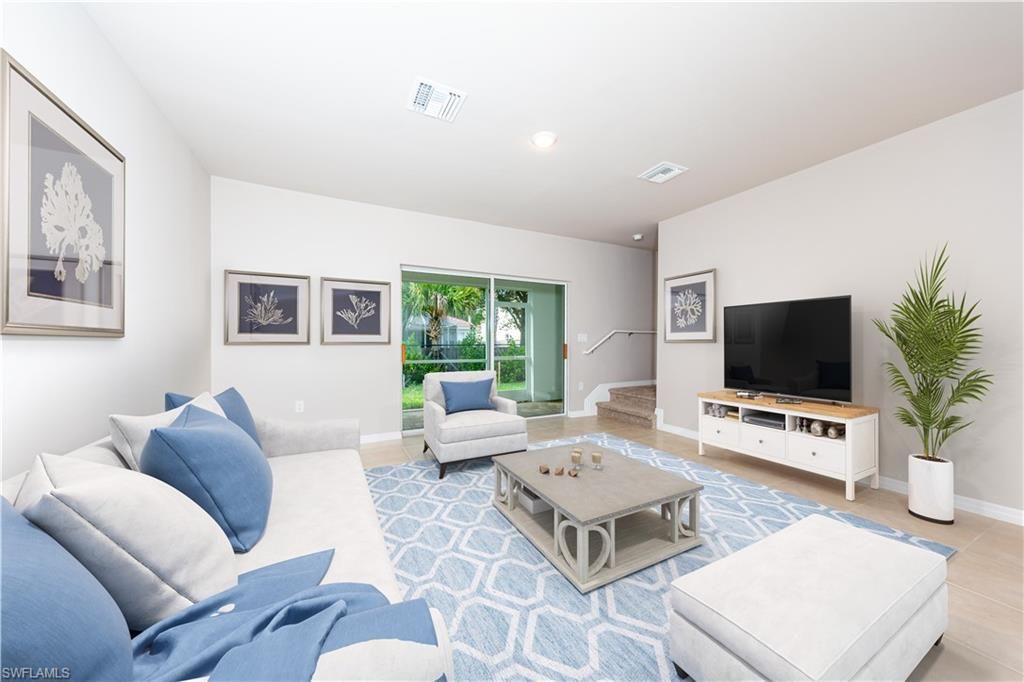 15307 Wildflower Cir, Naples, FL 34119 Photo