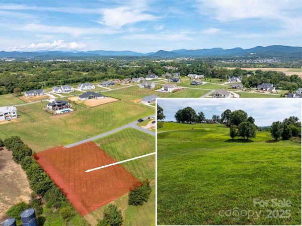 109 Double Knob Road, Mills River, NC 28759