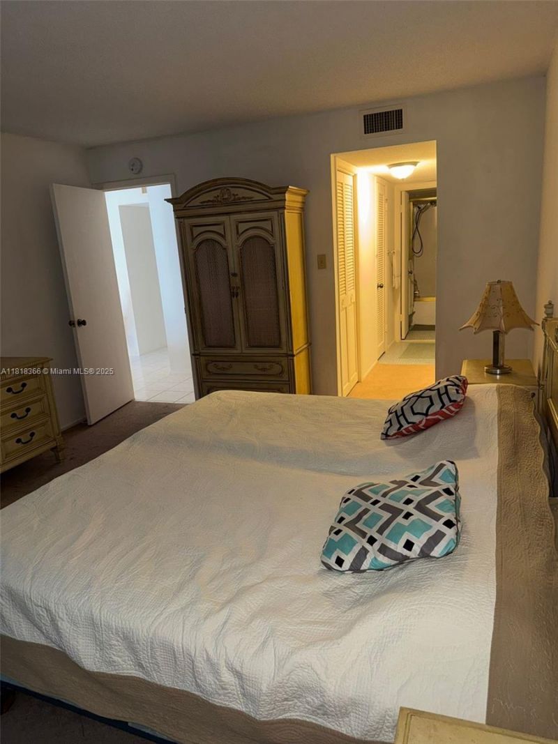 18051 Biscayne Blvd, Unit 803, Aventura, FL 33161 Photo