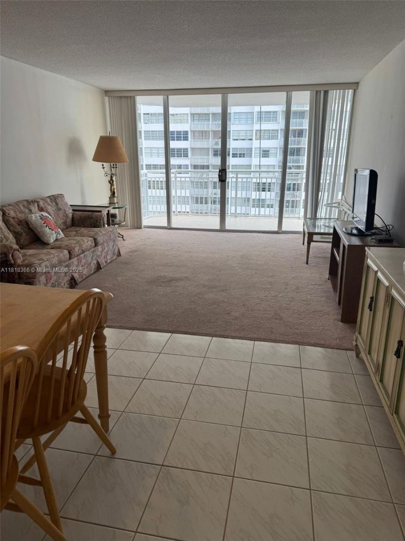 18051 Biscayne Blvd, Unit 803, Aventura, FL 33161 Photo