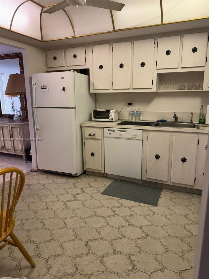 18051 Biscayne Blvd, Unit 803, Aventura, FL 33161 Photo