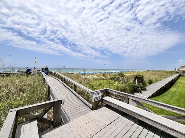 900 Gulf Shore Drive, Unit 1045, Destin, FL 32541