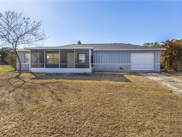 106 Stetson ST, LEHIGH ACRES, FL 33936