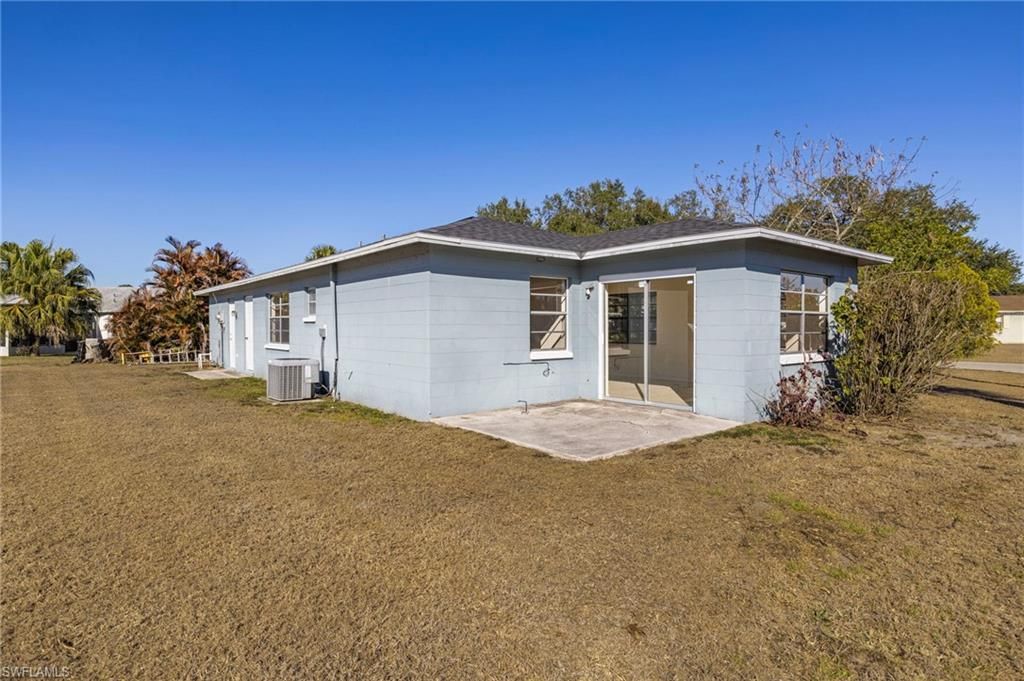 106 Stetson St, Lehigh Acres, FL 33936 Photo