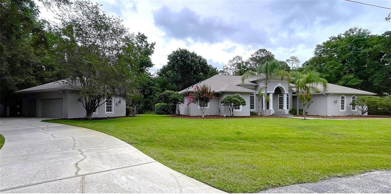 27511 Hialeah Way, Wesley Chapel, FL 33544 Photo