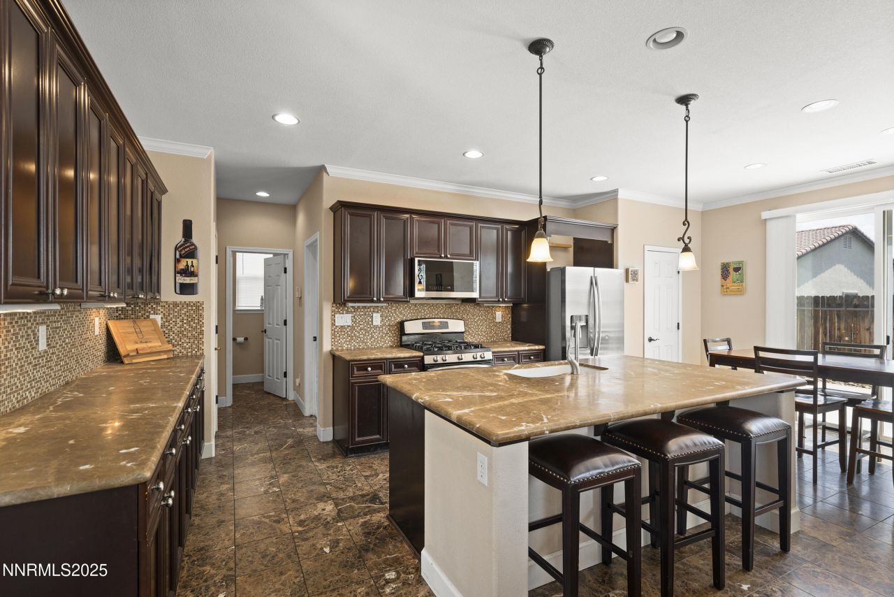 2000 Long Hollow Drive, Reno, NV 89521 Photo