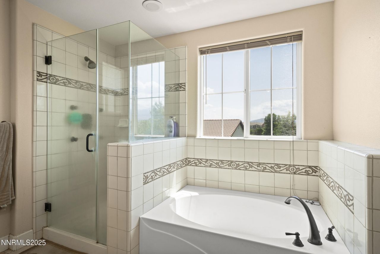 2000 Long Hollow Drive, Reno, NV 89521 Photo