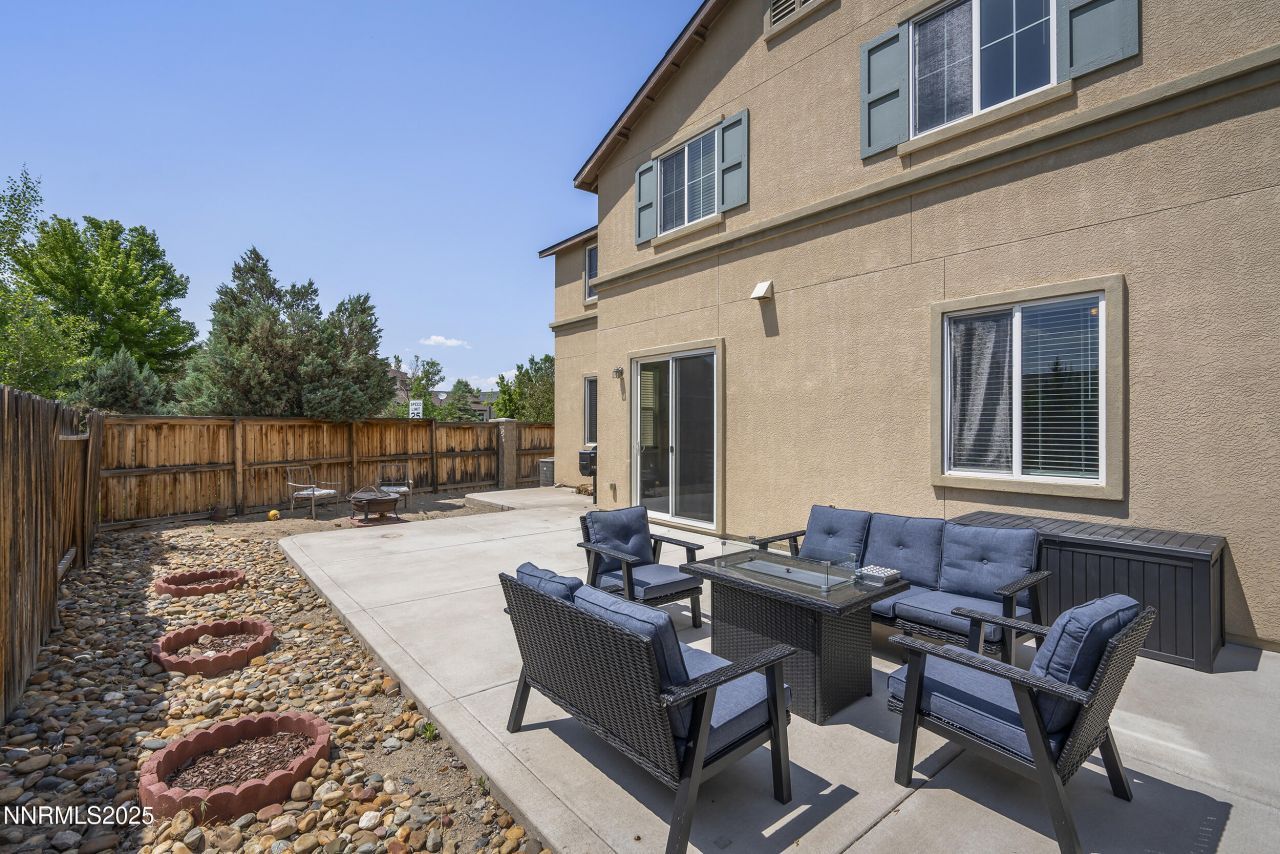 2000 Long Hollow Drive, Reno, NV 89521 Photo