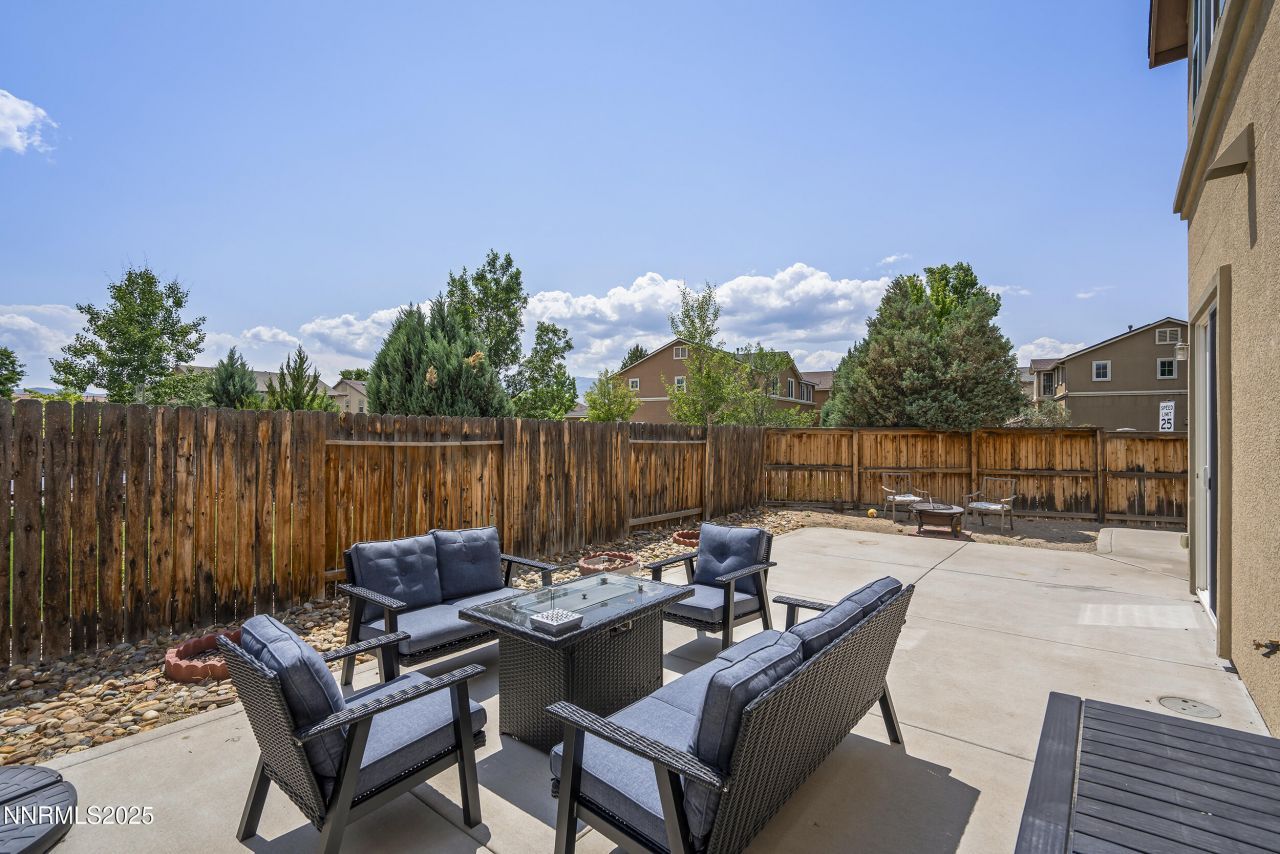 2000 Long Hollow Drive, Reno, NV 89521 Photo