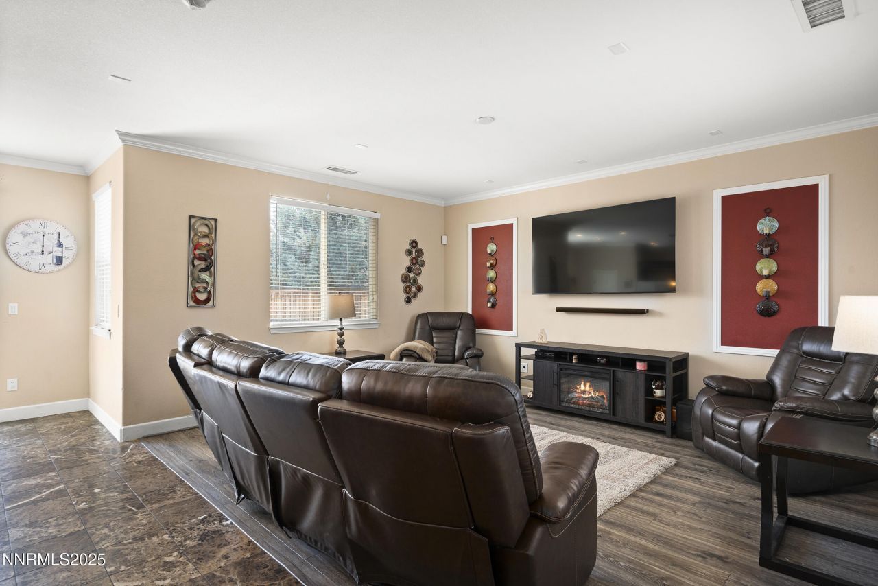 2000 Long Hollow Drive, Reno, NV 89521 Photo