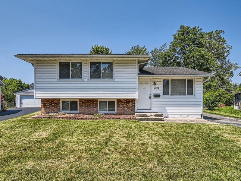 2275 Cardston Court, Columbus, OH 43232 Photo 1