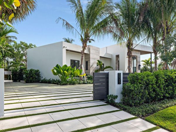 135 Churchill Road, West Palm Beach, FL 33405