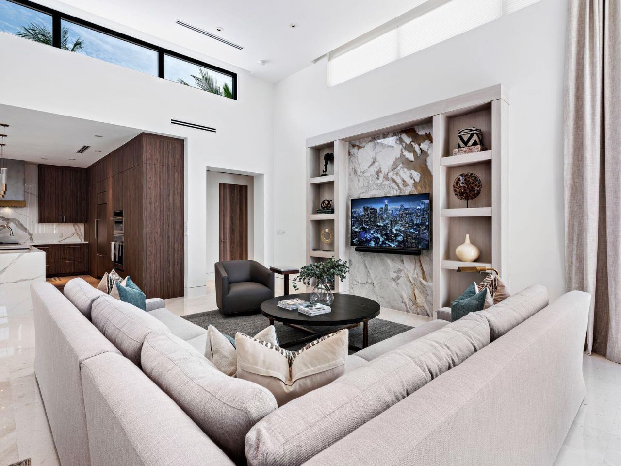 135 Churchill Road, West Palm Beach, FL 33405 Photo