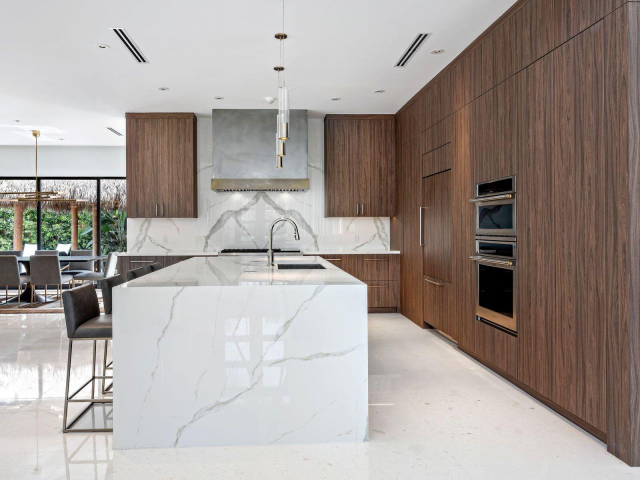 135 Churchill Road, West Palm Beach, FL 33405 Photo