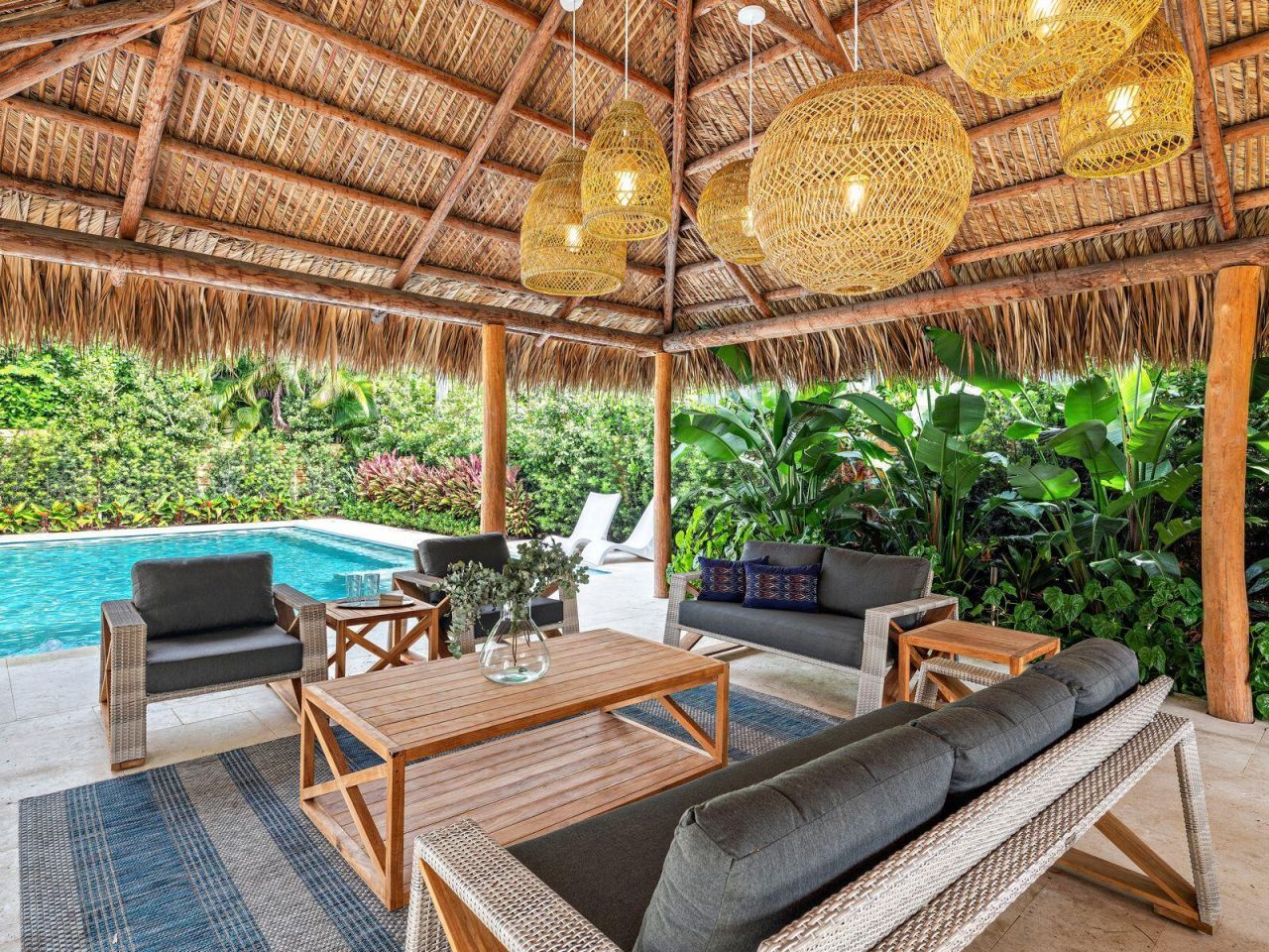 135 Churchill Road, West Palm Beach, FL 33405 Photo