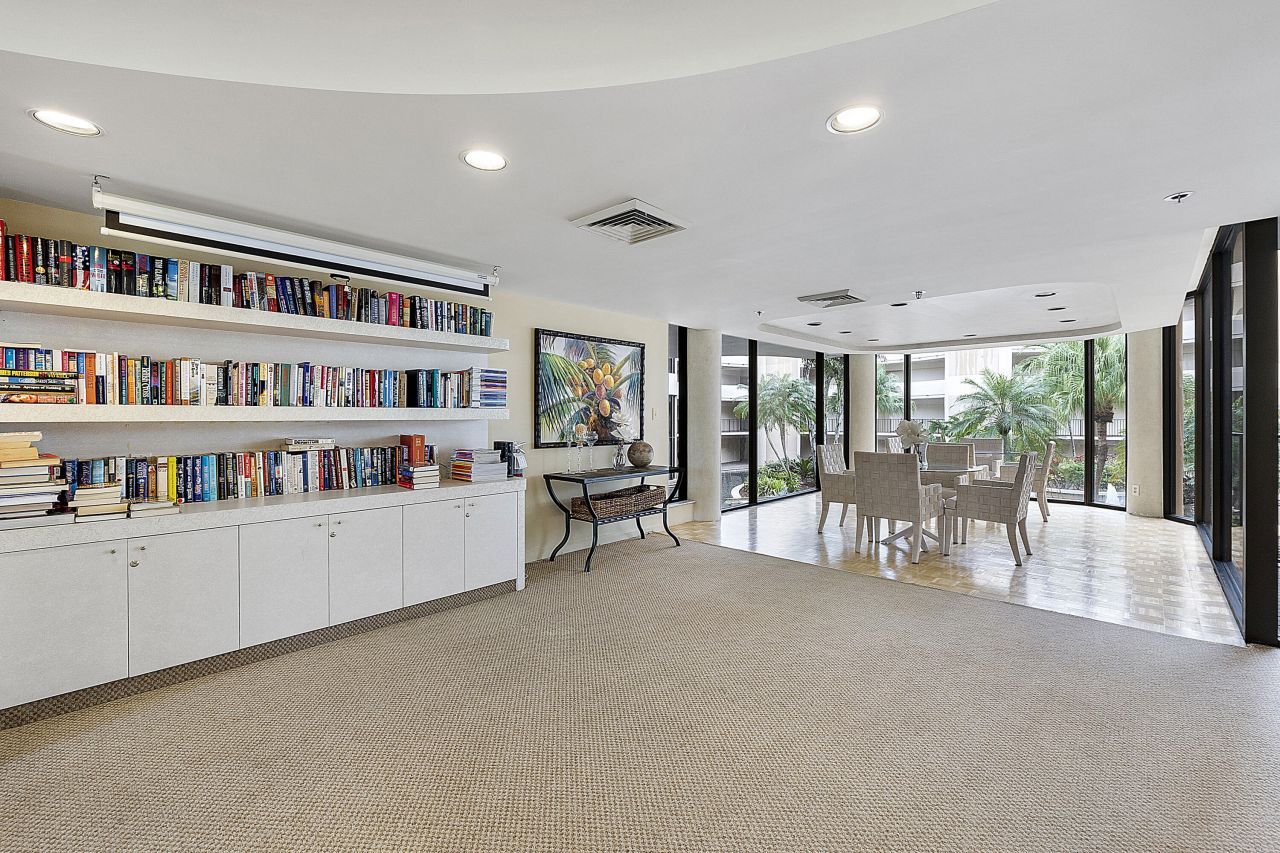 1401 S Ocean Boulevard, Unit 305, Boca Raton, FL 33432 Photo