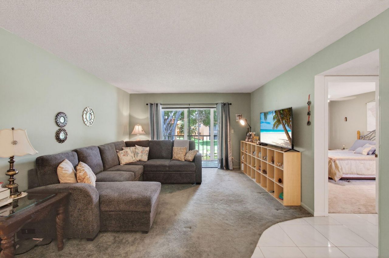 15450 Pembridge Avenue, Unit 189, Delray Beach, FL 33484 Photo