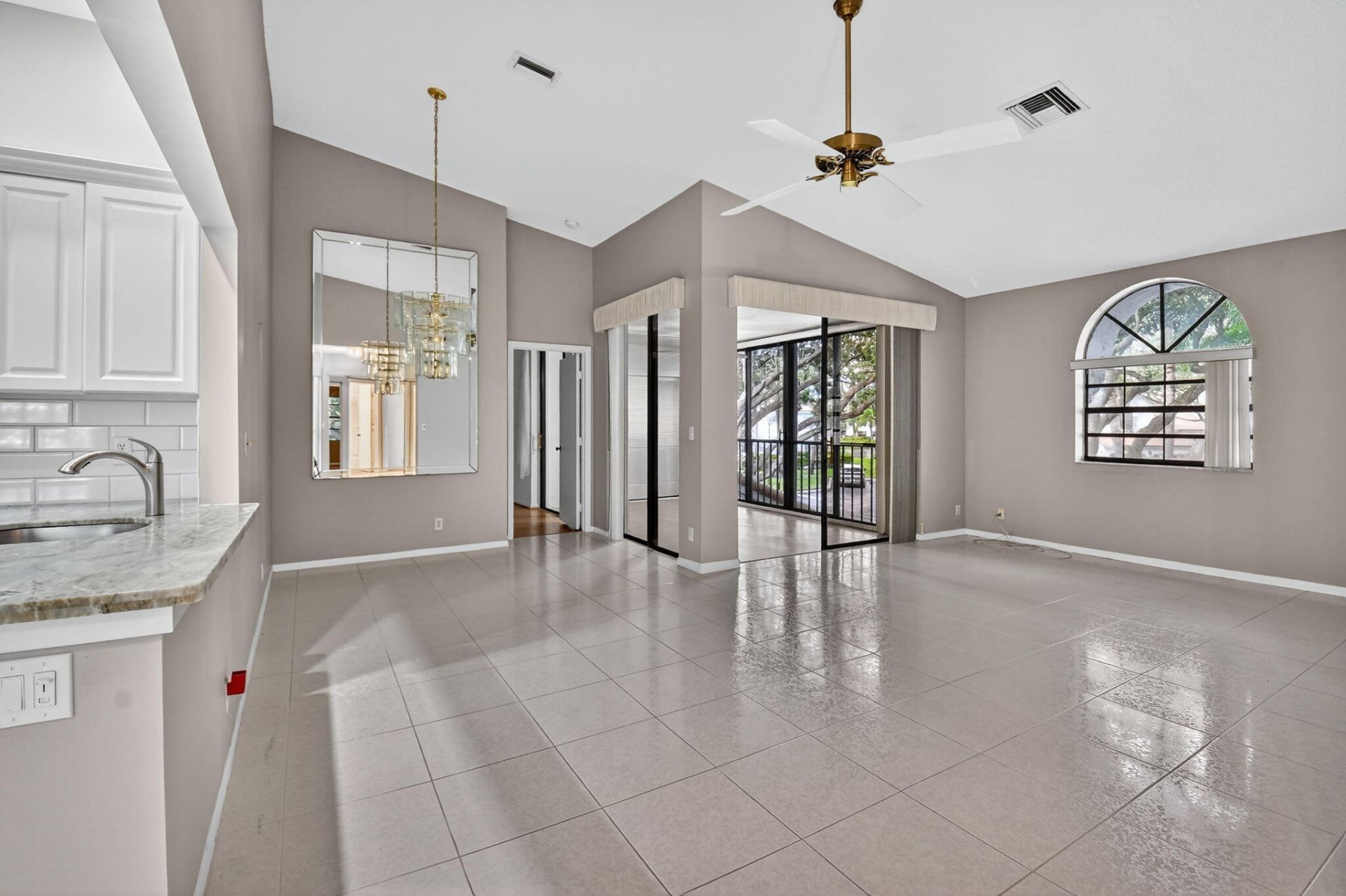 5414 Venetia Court, Unit G, Boynton Beach, FL 33437 Photo