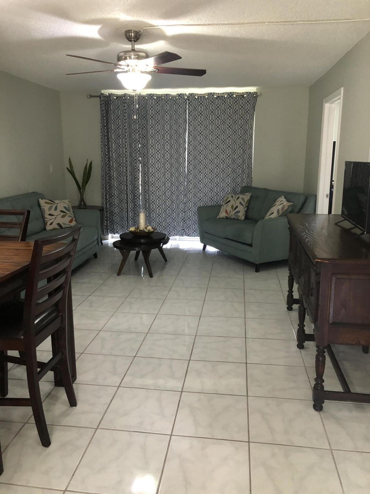 8051 Sunrise Lakes Drive N, Unit 202, Sunrise, FL 33322 Photo